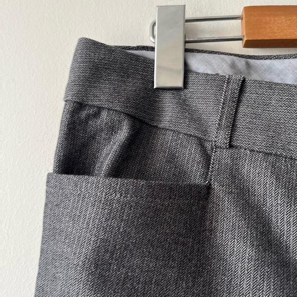 Banana Republic The Slone Fit Stretch Herringbone Trousers - Picture 6 of 9